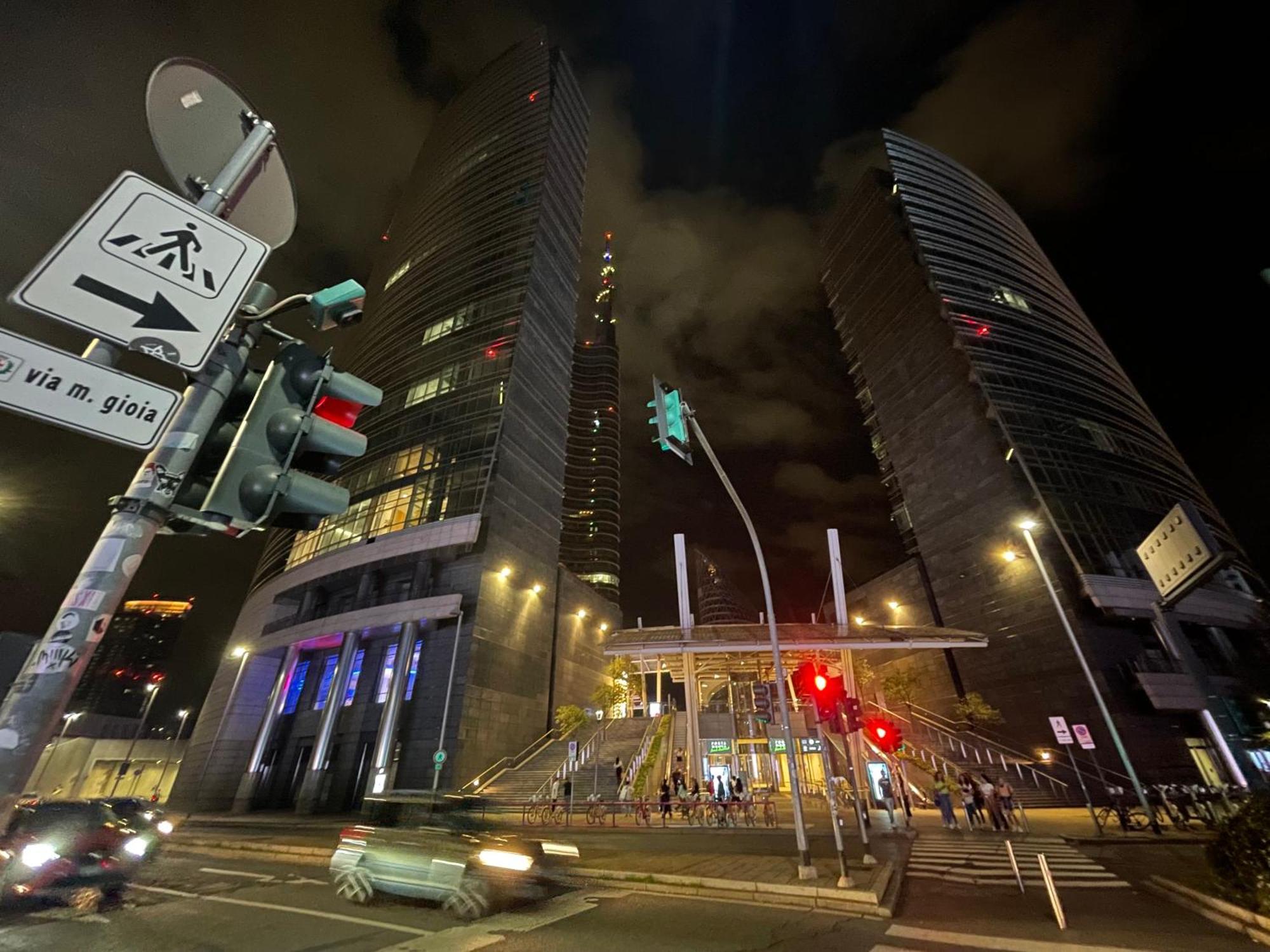 Mila By The Blue Twins Apartments Milano Exterior foto