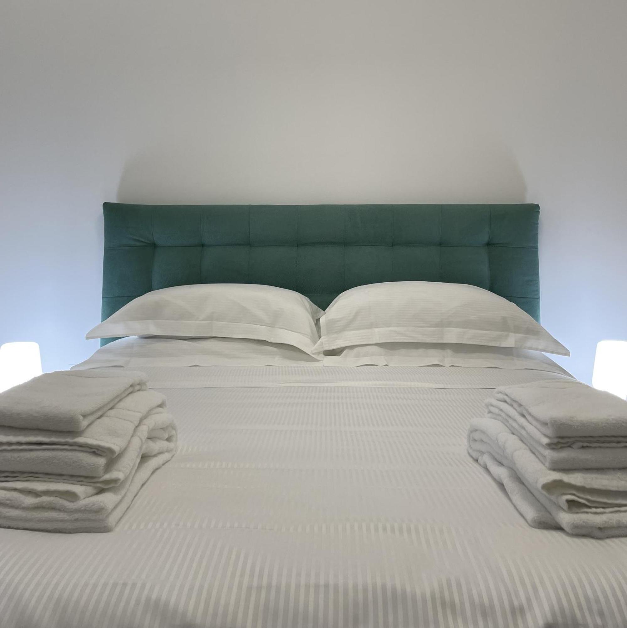 Mila By The Blue Twins Apartments Milano Exterior foto